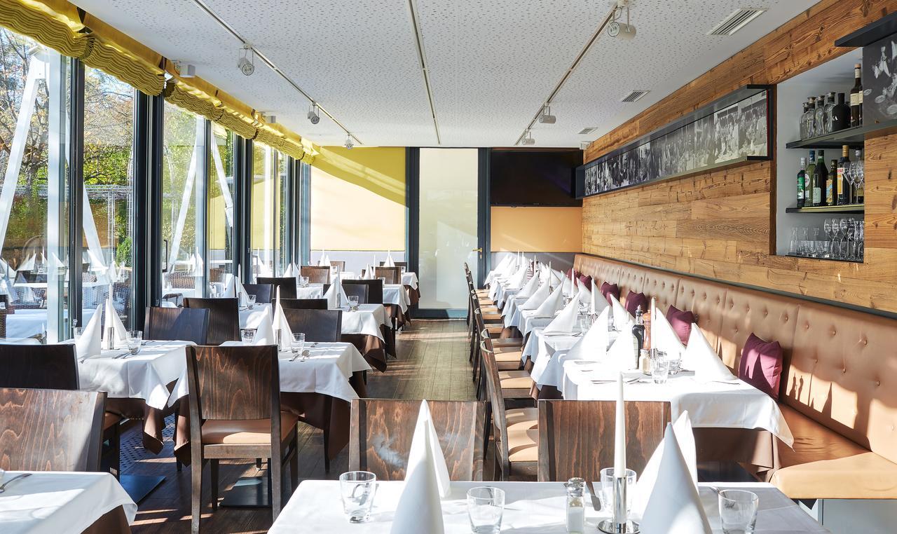 Aparthotel Living Am Olympiapark 3*