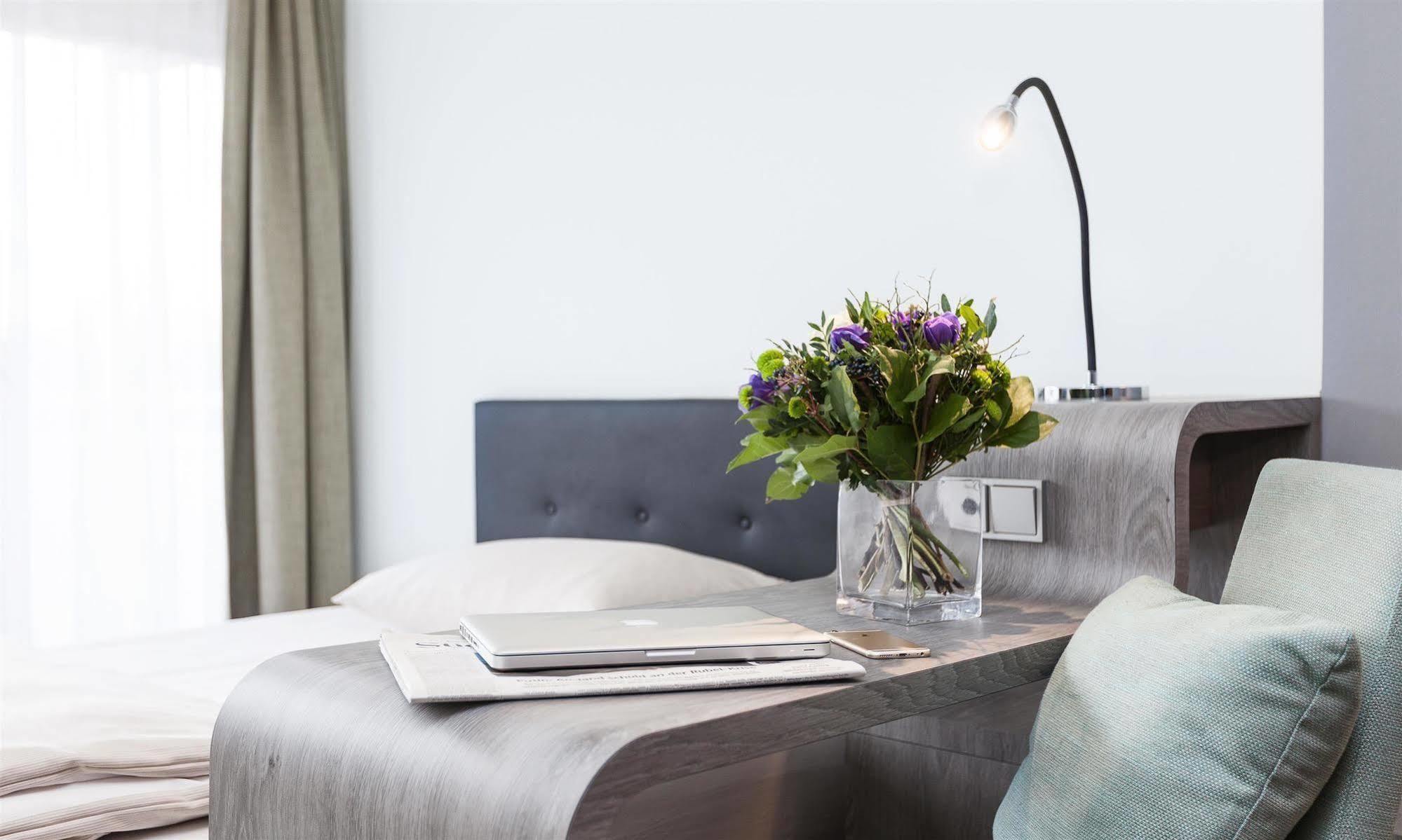 Living Am Olympiapark Aparthotel Monaco di Baviera
